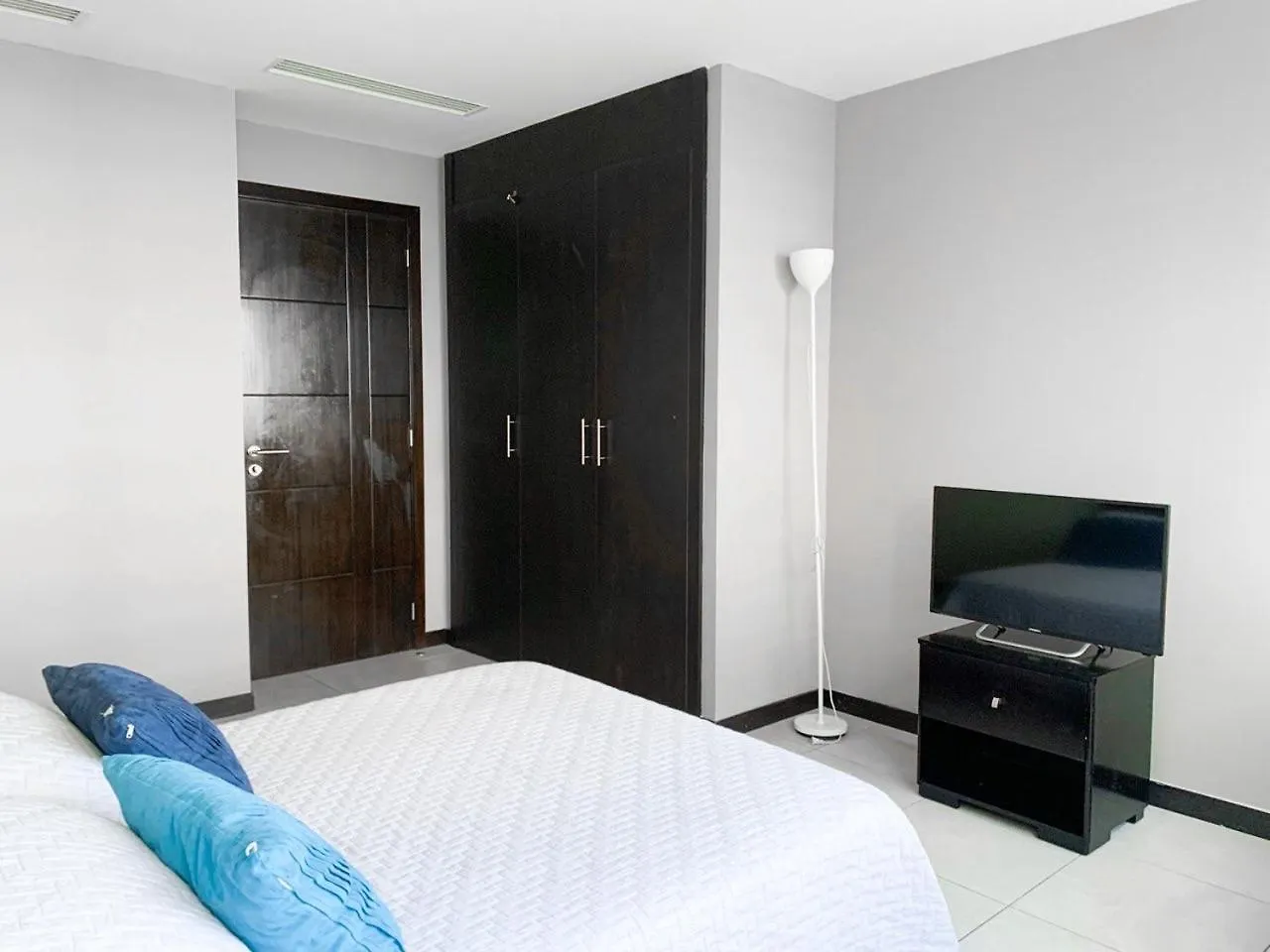 Apartamento Departamento Vista Al Rio, Puerto Santa Ana, Torres Bellini Iii-Iv Guayaquil