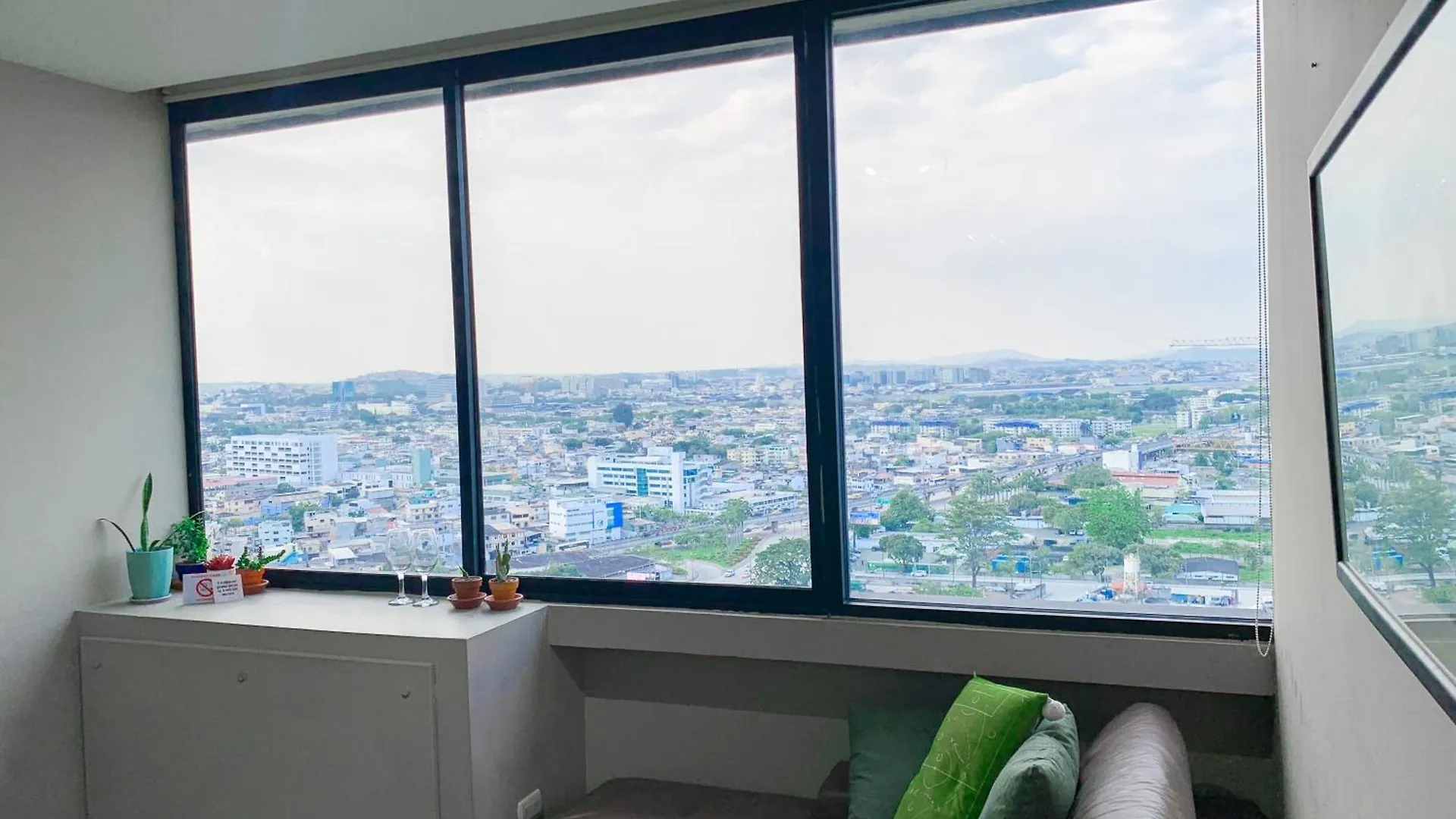 Apartamento Departamento Vista Al Rio, Puerto Santa Ana, Torres Bellini Iii-Iv Guayaquil