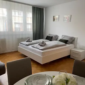 apartment-green-grey.hotels-in-ljubljana.com/