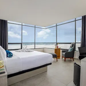 4* Hotel River Garden +